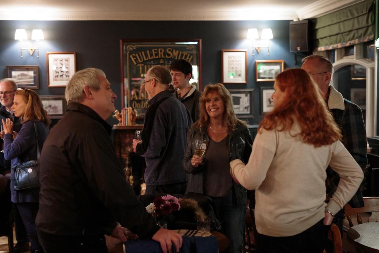 The Three Horseshoes East Worldham Alton  Εξωτερικό φωτογραφία