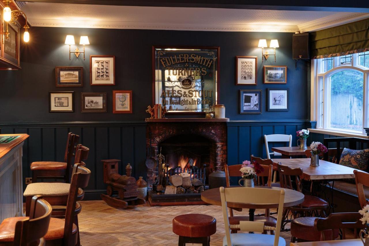 The Three Horseshoes East Worldham Alton  Εξωτερικό φωτογραφία