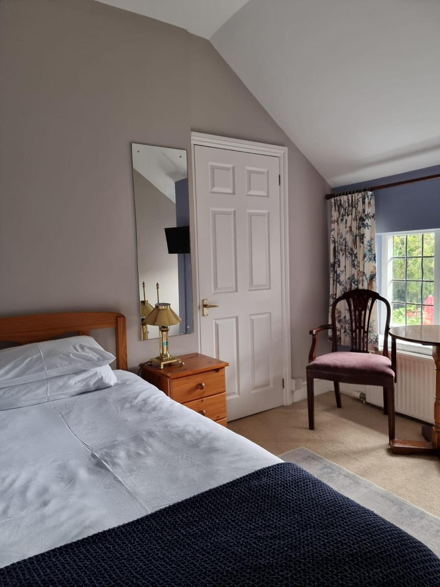 The Three Horseshoes East Worldham Alton  Εξωτερικό φωτογραφία